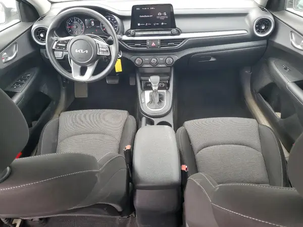 3KPF24AD5PE618882 2023 KIA FORTE - Image 8