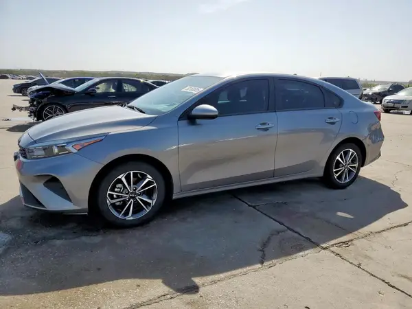 3KPF24AD5PE621930 2023 KIA FORTE - Image 1