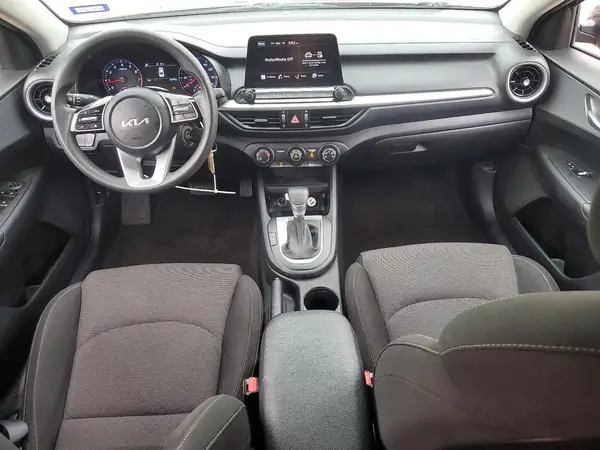 3KPF24AD5PE622169 2023 KIA FORTE - Image 8