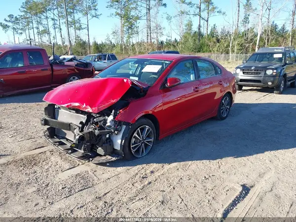 3KPF24AD5PE623659 2023 KIA FORTE - Image 2