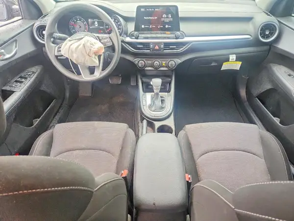 3KPF24AD5PE627985 2023 KIA FORTE - Image 8