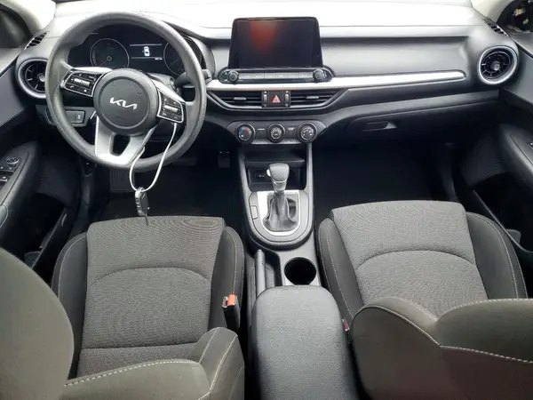 3KPF24AD5PE641921 2023 KIA FORTE - Image 8