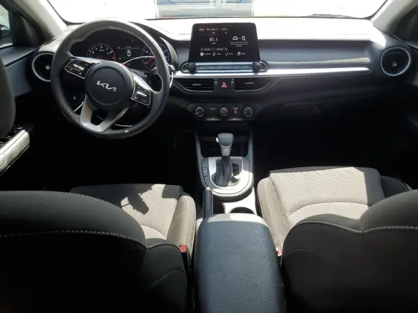 3KPF24AD5PE645046 2023 KIA FORTE - Image 8
