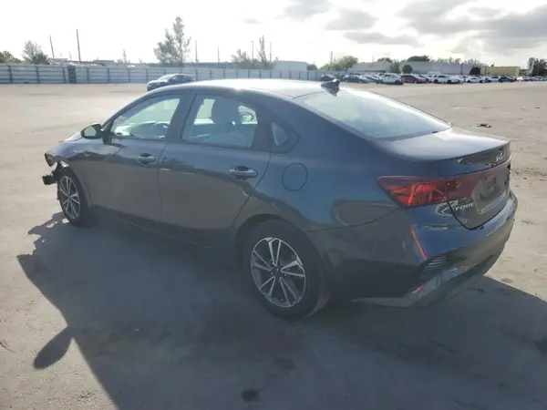 3KPF24AD5PE646309 2023 KIA FORTE - Image 2