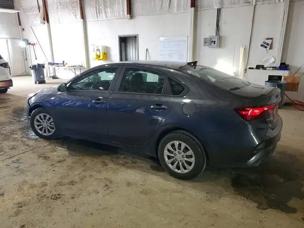 3KPF24AD5PE647511 2023 KIA FORTE - Image 2