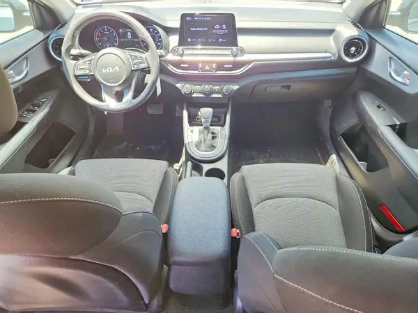 3KPF24AD5PE648397 2023 KIA FORTE - Image 8