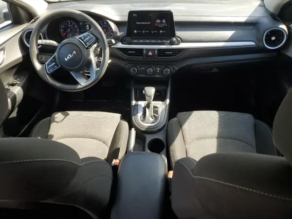 3KPF24AD5PE648917 2023 KIA FORTE - Image 8