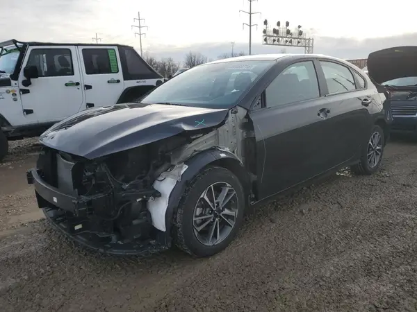 3KPF24AD5PE650487 2023 KIA FORTE - Image 1