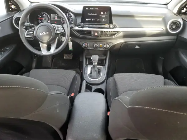 3KPF24AD5PE650487 2023 KIA FORTE - Image 8