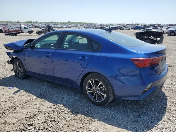 3KPF24AD5PE651963 2023 KIA FORTE - Image 2