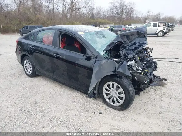 3KPF24AD5PE654524 2023 KIA FORTE - Image 1