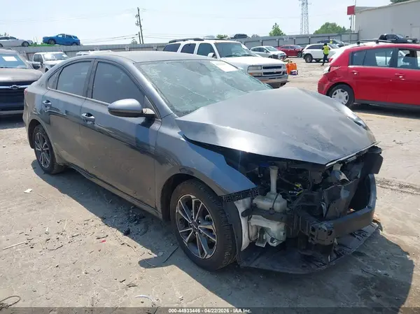 3KPF24AD5PE655186 2023 KIA FORTE - Image 1
