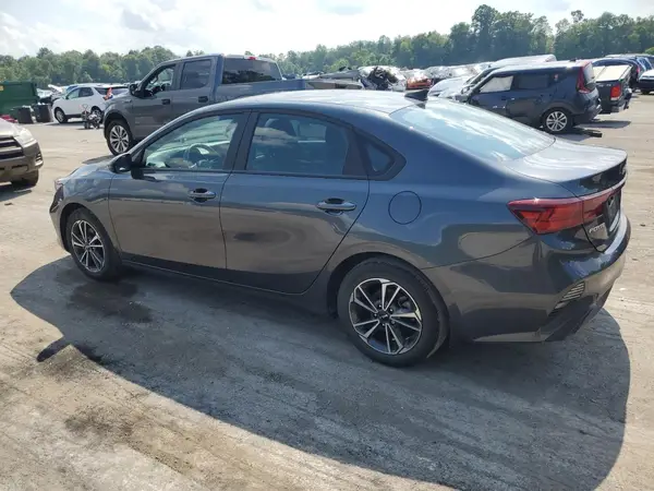 3KPF24AD5PE661022 2023 KIA FORTE - Image 2