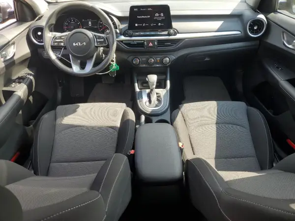 3KPF24AD5PE661022 2023 KIA FORTE - Image 8