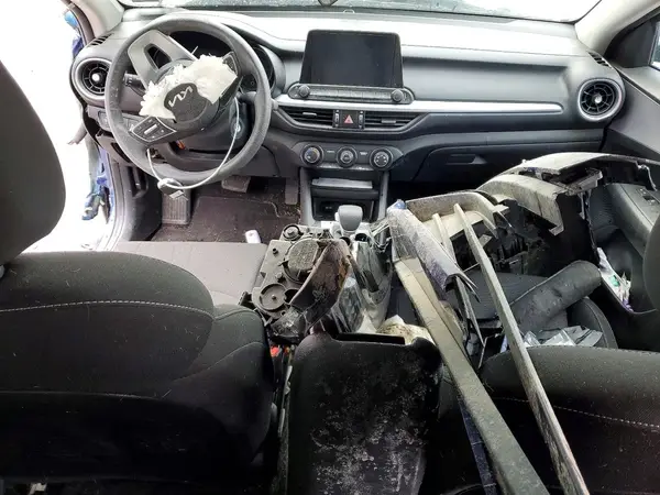 3KPF24AD5PE662316 2023 KIA FORTE - Image 8