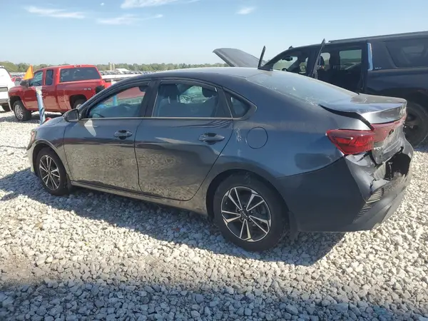 3KPF24AD5PE667855 2023 KIA FORTE - Image 2