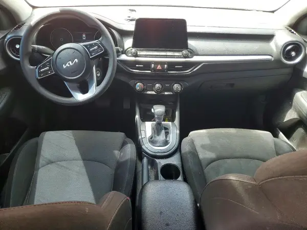 3KPF24AD5PE671646 2023 KIA FORTE - Image 8