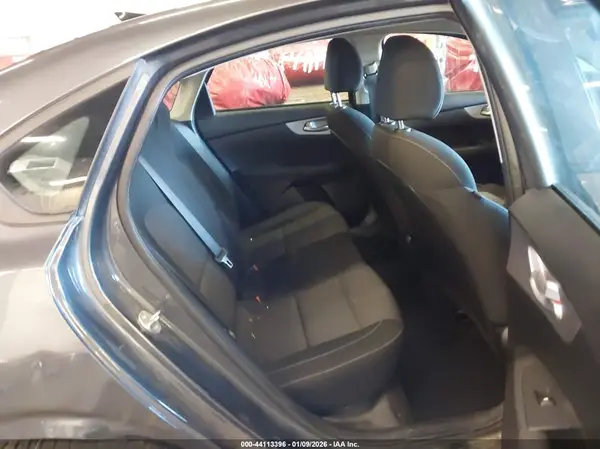3KPF24AD5PE675079 2023 KIA FORTE - Image 8
