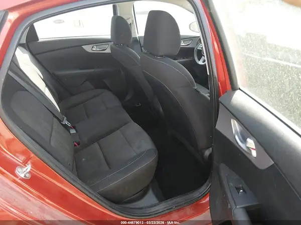 3KPF24AD5PE677575 2023 KIA FORTE - Image 8