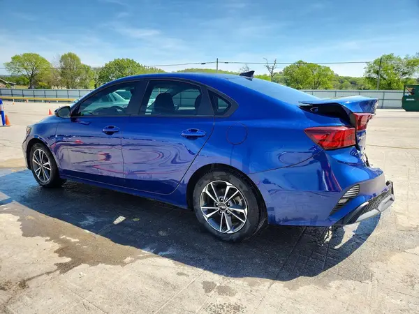 3KPF24AD5PE678547 2023 KIA FORTE - Image 2