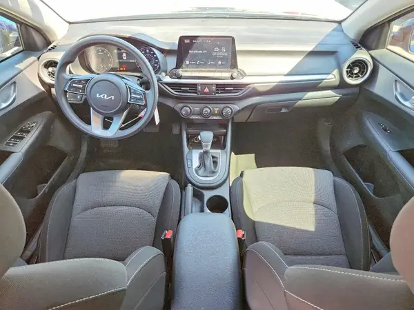 3KPF24AD5PE678547 2023 KIA FORTE - Image 8