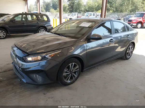3KPF24AD5PE678645 2023 KIA FORTE - Image 2