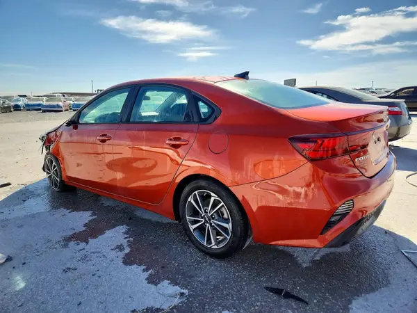 3KPF24AD5PE681741 2023 KIA FORTE - Image 2