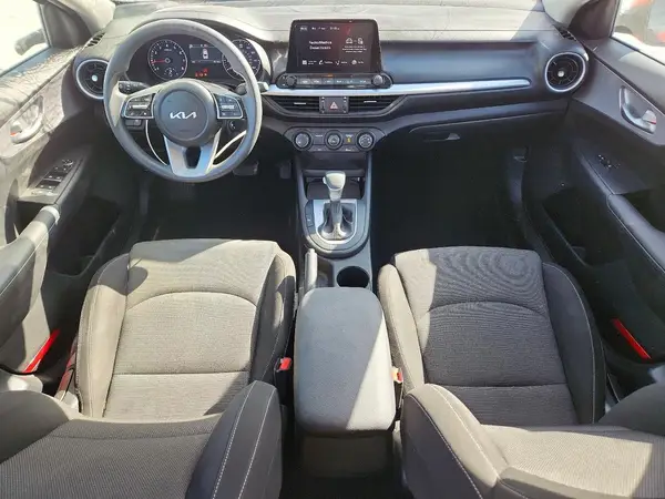 3KPF24AD5PE681741 2023 KIA FORTE - Image 8