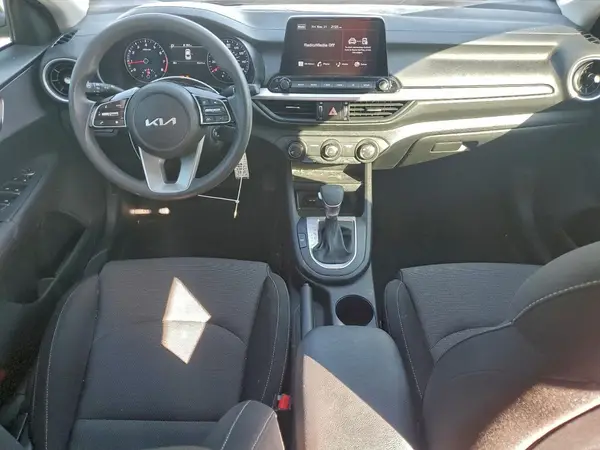 3KPF24AD5PE685305 2023 KIA FORTE - Image 8