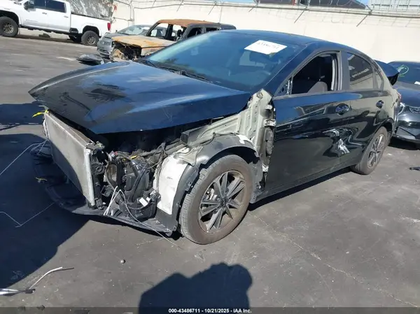 3KPF24AD5PE687653 2023 KIA FORTE - Image 2