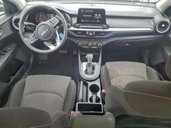 3KPF24AD5PE689810 2023 KIA FORTE - Image 8
