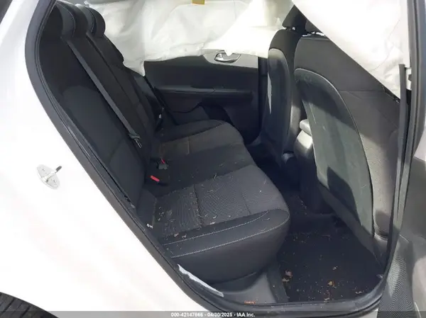 3KPF24AD5PE690620 2023 KIA FORTE - Image 8