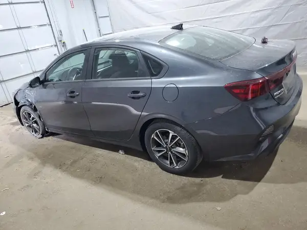 3KPF24AD5PE693274 2023 KIA FORTE - Image 2
