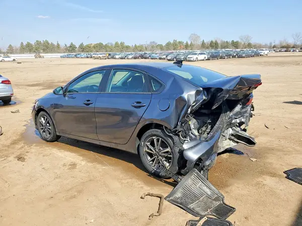 3KPF24AD5RE700842 2024 KIA FORTE - Image 2