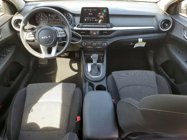 3KPF24AD5RE700842 2024 KIA FORTE - Image 8