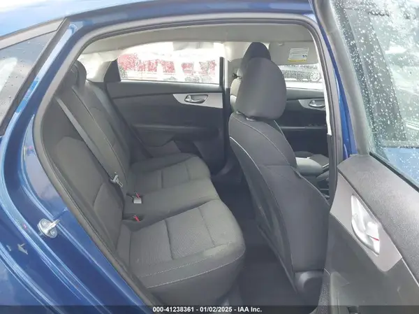 3KPF24AD5RE702817 2024 KIA FORTE - Image 8
