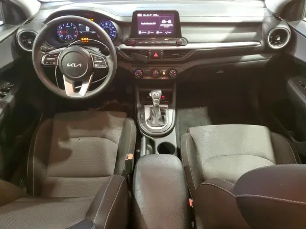 3KPF24AD5RE706415 2024 KIA FORTE - Image 8