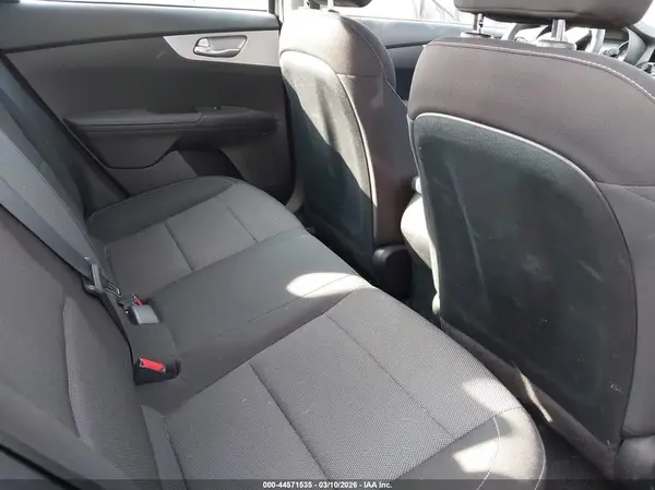 3KPF24AD5RE709234 2024 KIA FORTE - Image 8