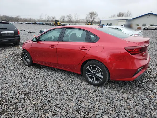 3KPF24AD5RE711615 2024 KIA FORTE - Image 2