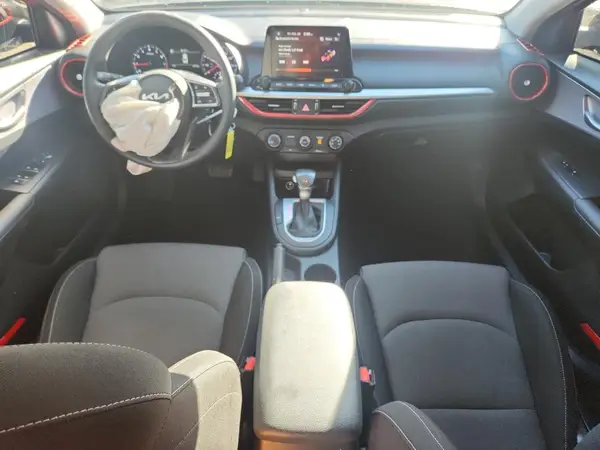 3KPF24AD5RE713610 2024 KIA FORTE - Image 8
