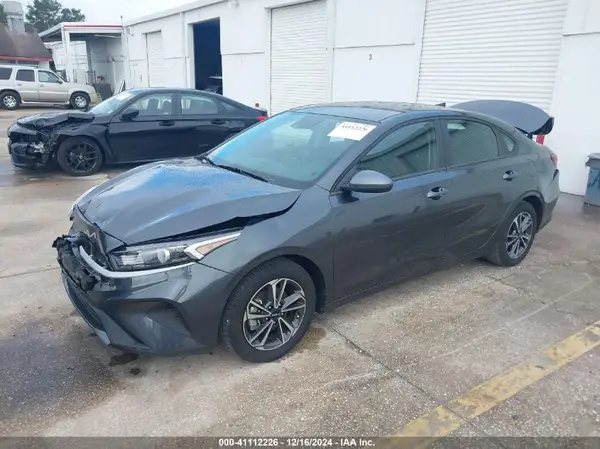 3KPF24AD5RE720752 2024 KIA FORTE - Image 2