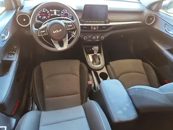 3KPF24AD5RE721027 2024 KIA FORTE - Image 8