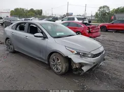 3KPF24AD5RE721688 2024 KIA FORTE