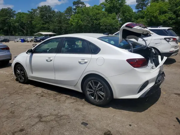3KPF24AD5RE724364 2024 KIA FORTE - Image 2