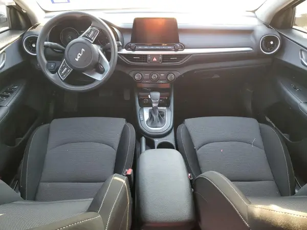 3KPF24AD5RE726244 2024 KIA FORTE - Image 8