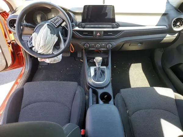 3KPF24AD5RE730164 2024 KIA FORTE - Image 8