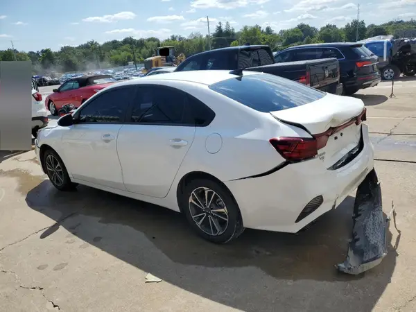 3KPF24AD5RE732397 2024 KIA FORTE - Image 2
