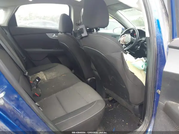 3KPF24AD5RE734621 2024 KIA FORTE - Image 8