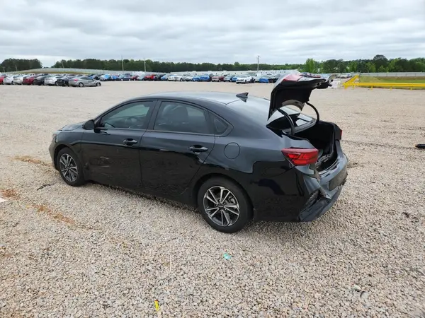 3KPF24AD5RE734960 2024 KIA FORTE - Image 2