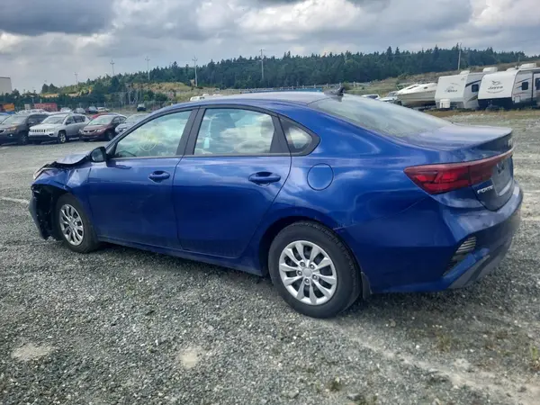 3KPF24AD5RE736627 2024 KIA FORTE - Image 2